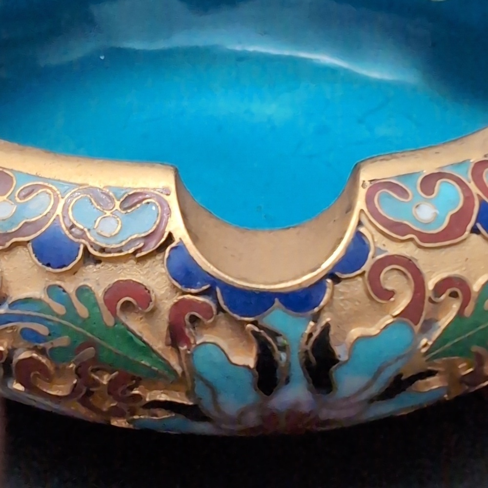 VGT, Cloisonne Multicolored Ashtray . - Picture 2 of 9